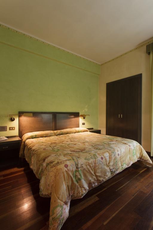 Astor Hotel Vintage Φροζινόνε Εξωτερικό φωτογραφία