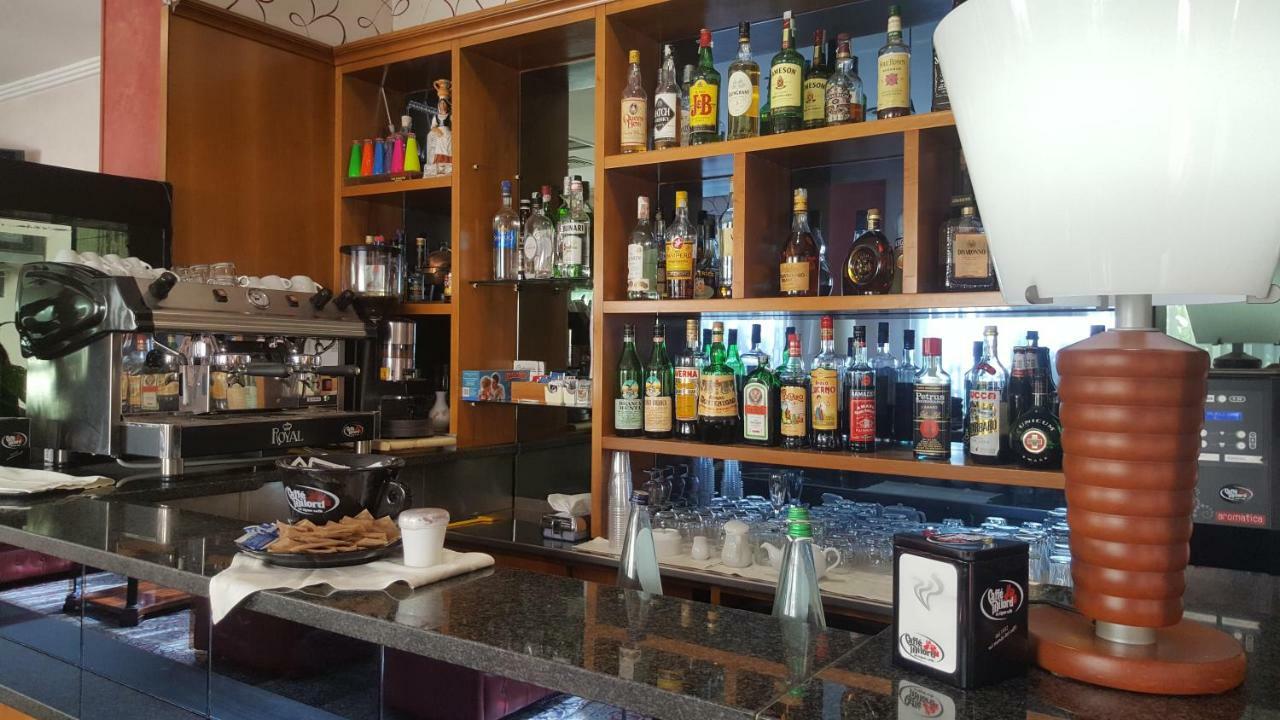 Astor Hotel Vintage Φροζινόνε Εξωτερικό φωτογραφία