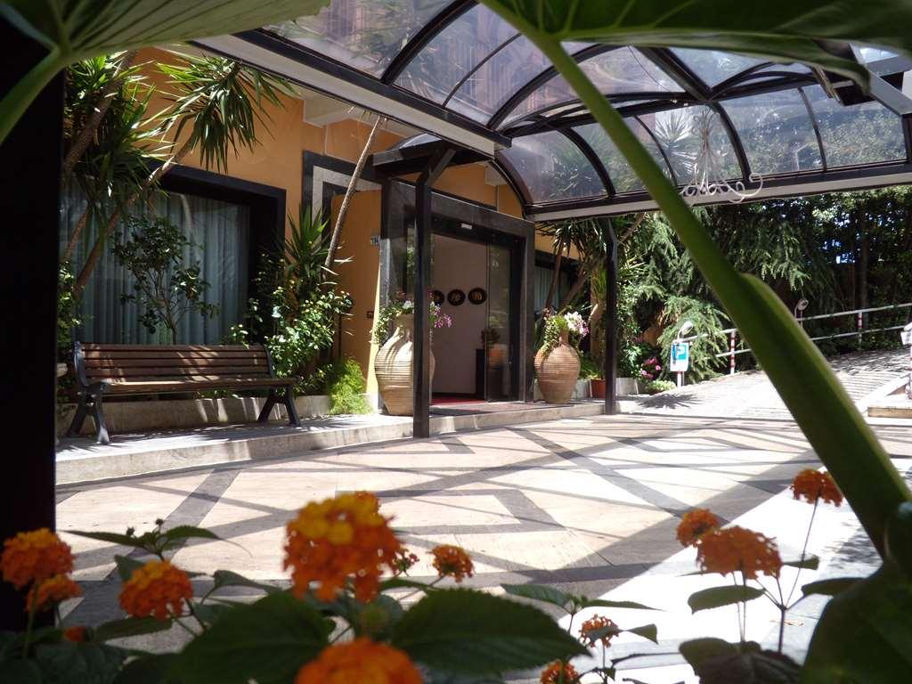 Astor Hotel Vintage Φροζινόνε Εξωτερικό φωτογραφία